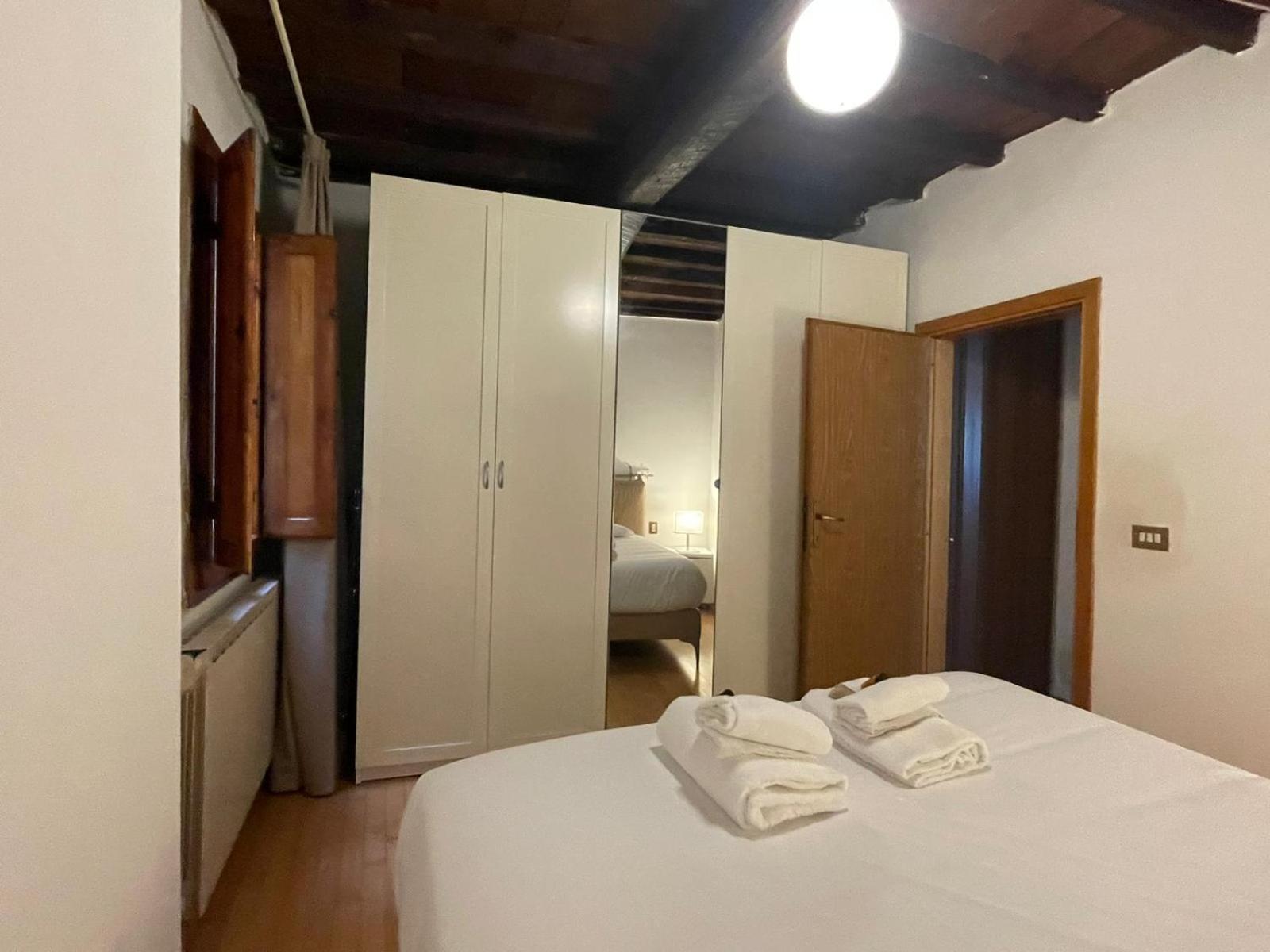 20 Canacci House * Florenz